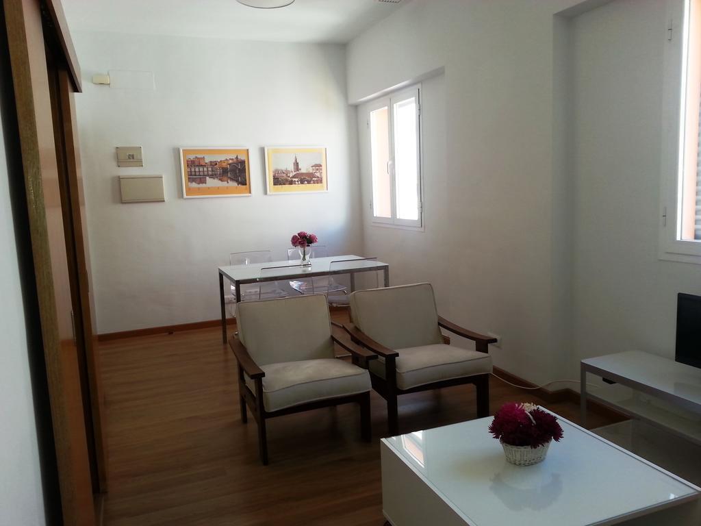 Malhara Apartment เซบีญา ภายนอก รูปภาพ